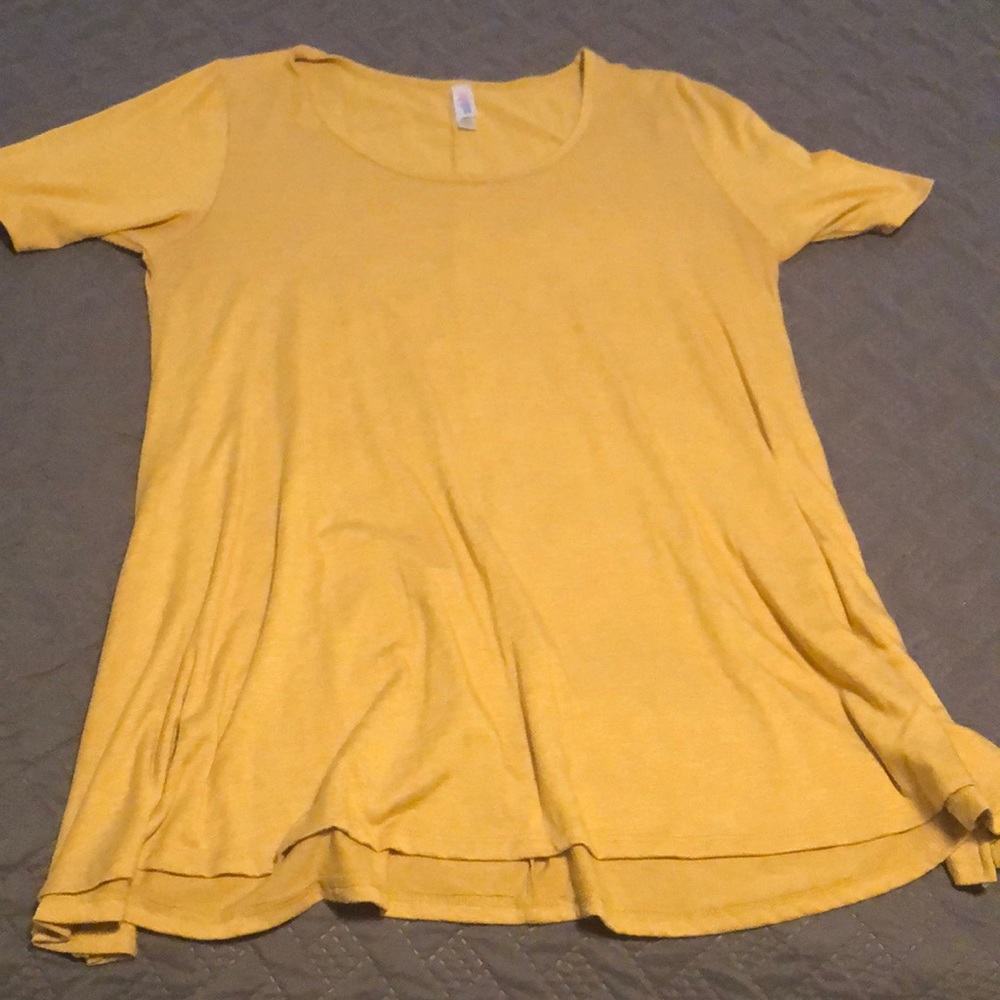 LuLaRoe Perfect T